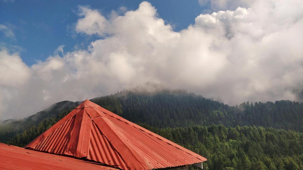 Black Bear Cottage Khajjiar Экстерьер фото