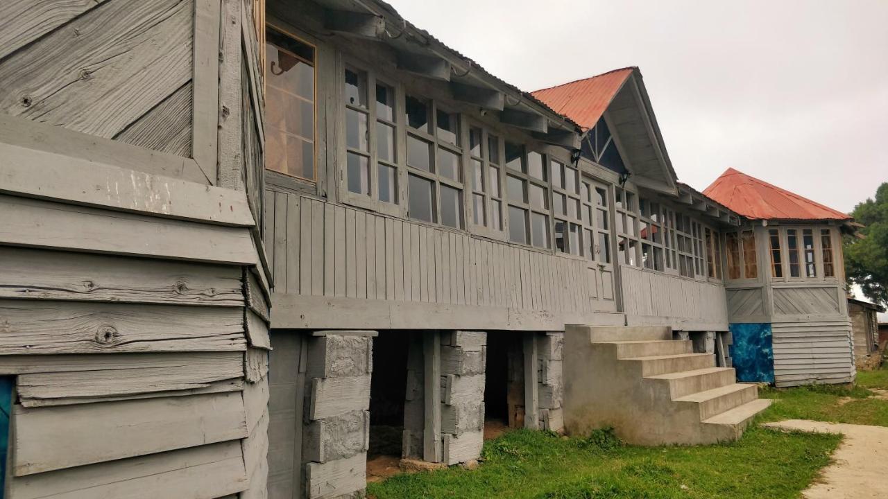 Black Bear Cottage Khajjiar Экстерьер фото