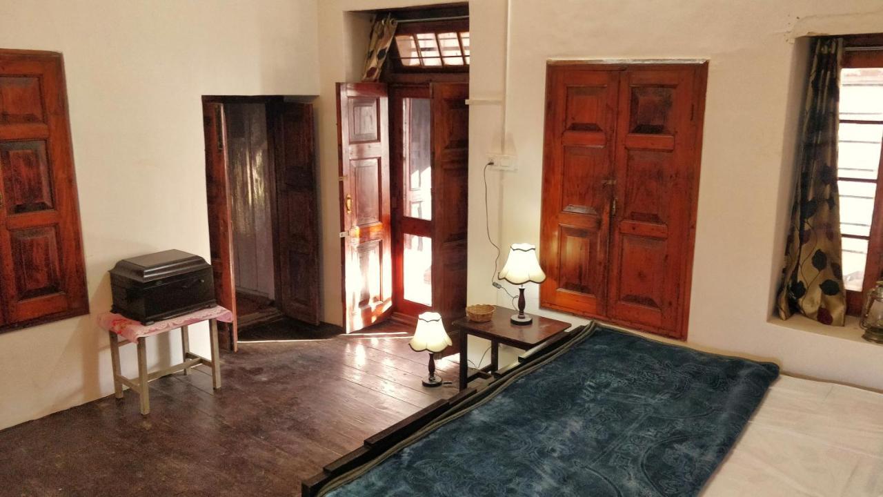 Black Bear Cottage Khajjiar Экстерьер фото