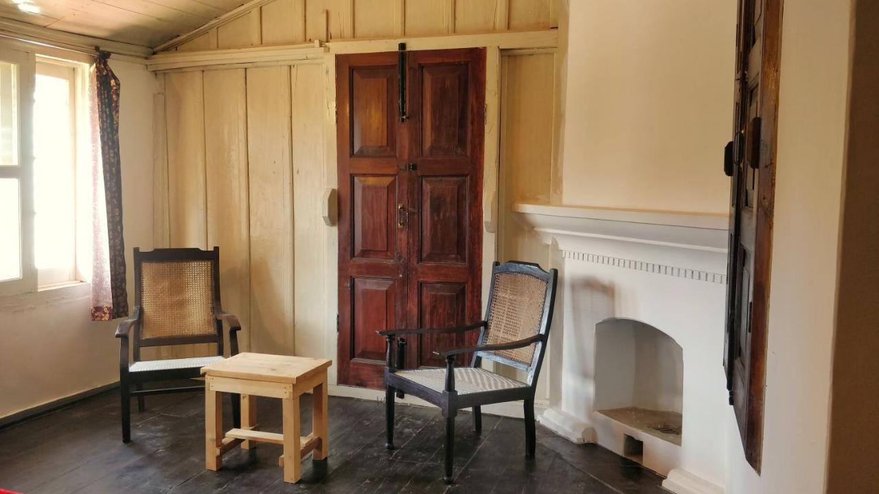 Black Bear Cottage Khajjiar Экстерьер фото