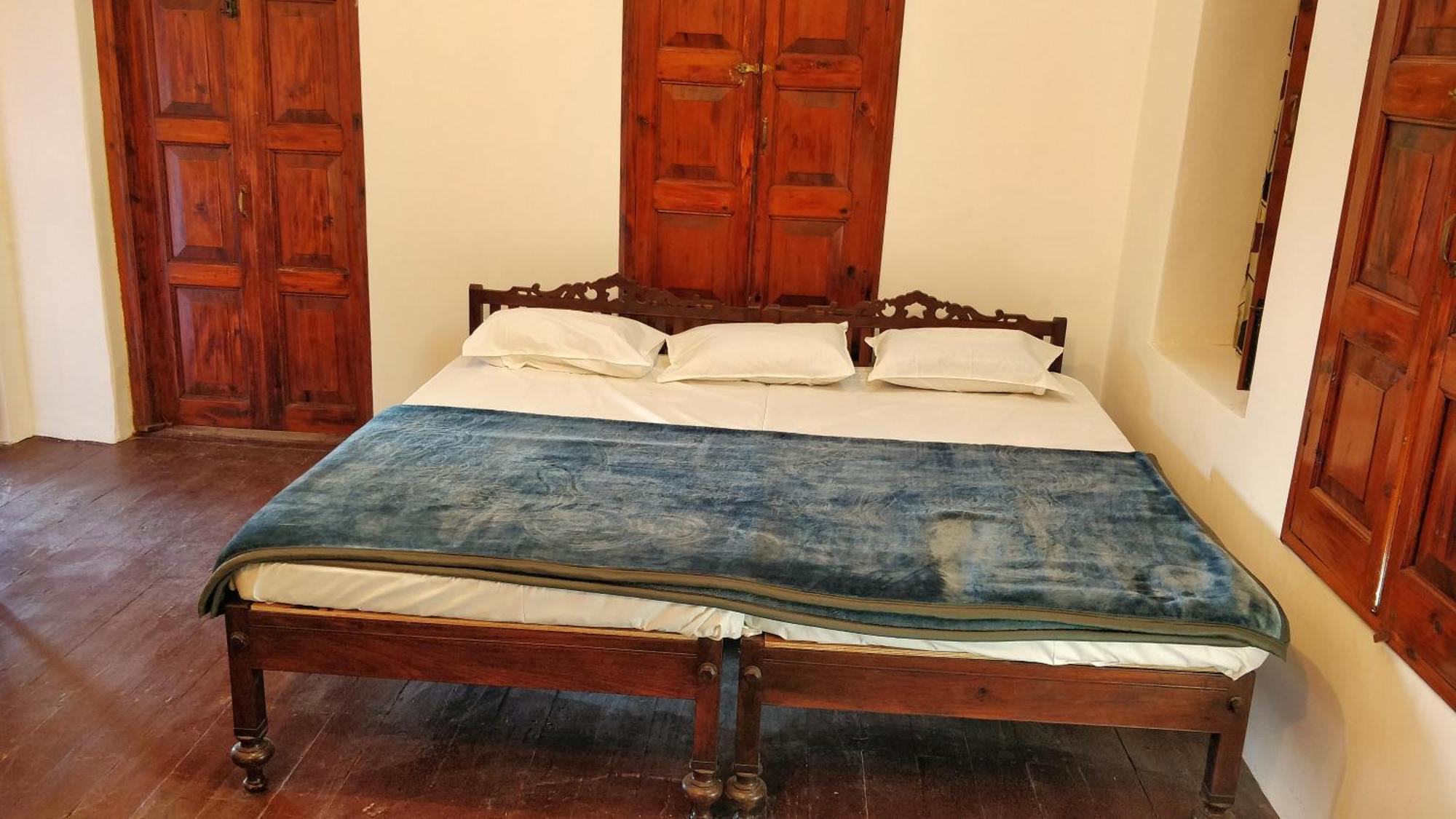 Black Bear Cottage Khajjiar Экстерьер фото
